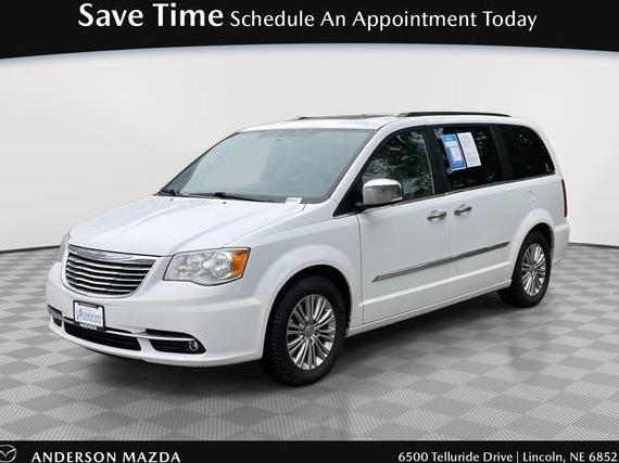 CHRYSLER TOWN AND COUNTRY 2016 2C4RC1CG4GR174375 image